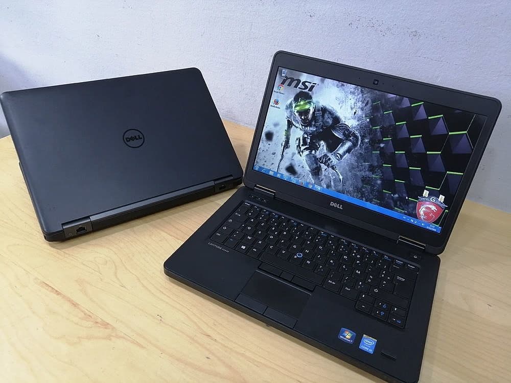 Dell Latitude E5440 PC Portable reconditionné 14" (Intel Core i5, 4 Go de RAM, 500 Go, Intégrée, Windows 10 pro)