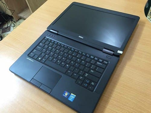 Dell Latitude E5440 PC Portable reconditionné 14" (Intel Core i5, 4 Go de RAM, 500 Go, Intégrée, Windows 10 pro)